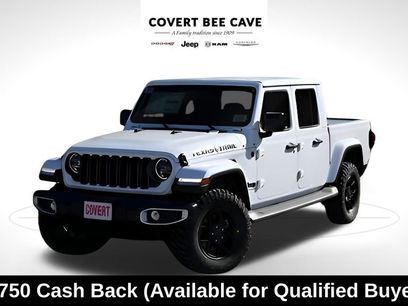 New 2026 Jeep Gladiator Sport