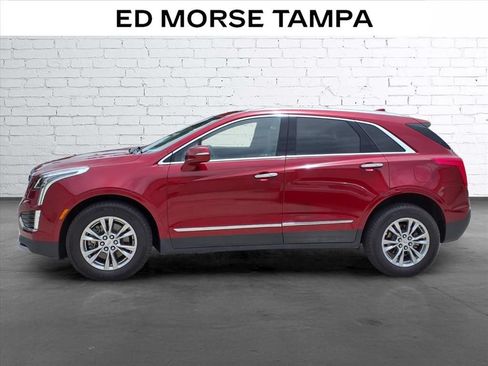 Used 2020 Cadillac XT5 Premium Luxury FWD image 2