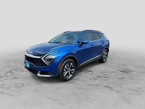 Used 2025 Kia Sportage EX w/ Premium Package AWD/4WD image 4