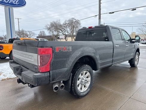 Used 2022 Ford F350 Platinum w/ FX4 Off-Road Package image 7