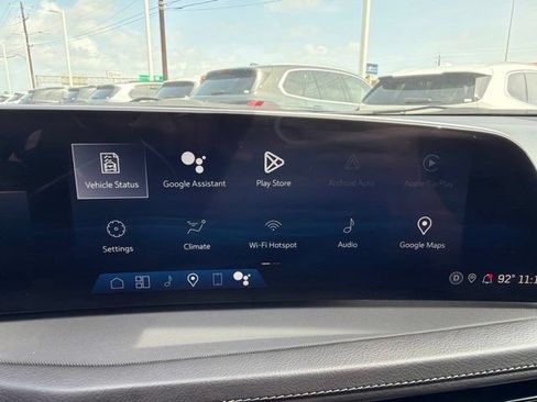 Used 2024 Cadillac XT4 Luxury w/ Cold Weather Package FWD image 24