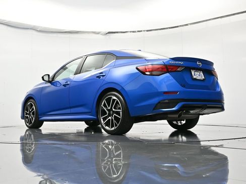 Used 2025 Nissan Sentra SR image 41