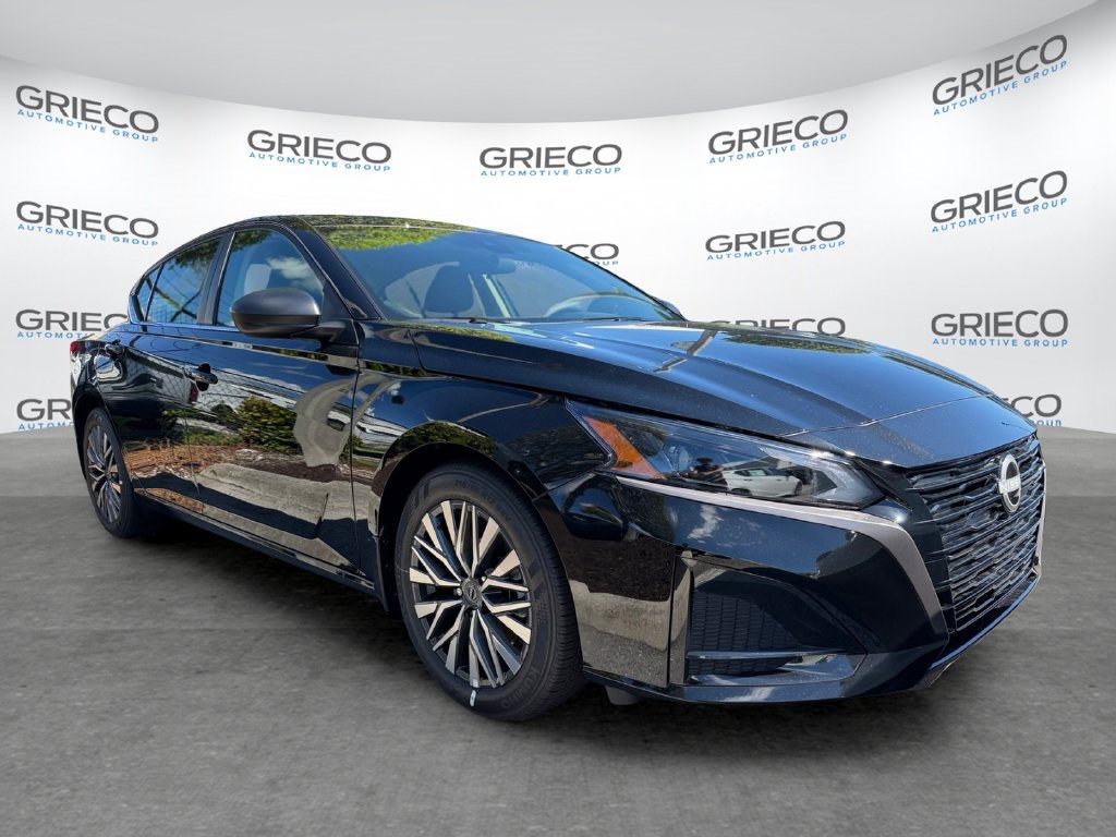 New 2026 Nissan Altima 2.5 SV FWD image 1