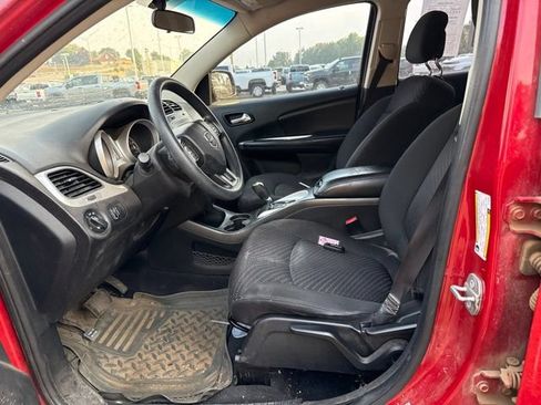 Used 2015 Dodge Journey American Value Package w/ Flexible Seating Group FWD image 21