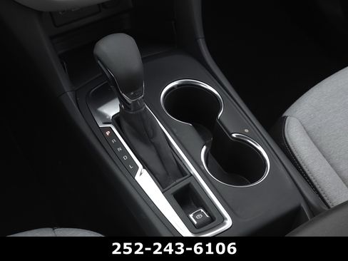 Used 2024 Chevrolet Equinox LS image 11