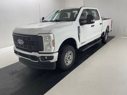 Used 2024 Ford F250 XL w/ FX4 Off-Road Package AWD/4WD image 1