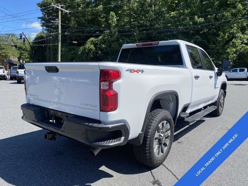 Used 2026 Chevrolet Silverado 2500 Custom w/ Custom Value Package AWD/4WD image 7