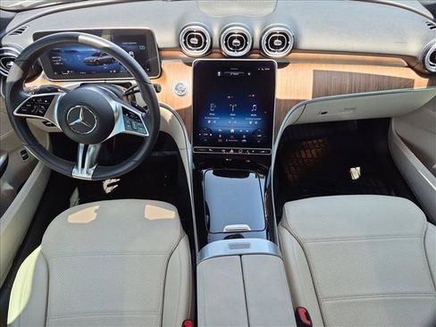 Used 2023 Mercedes-Benz C 300 Sedan image 18