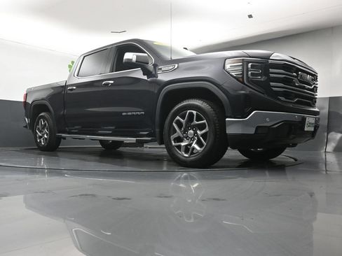 Used 2024 GMC Sierra 1500 SLT w/ SLT Premium Plus Package AWD/4WD image 26