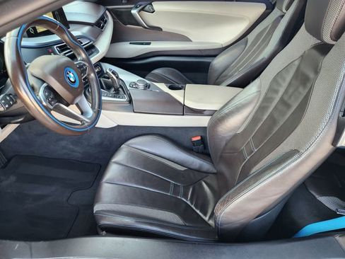 Used 2016 BMW i8 image 10