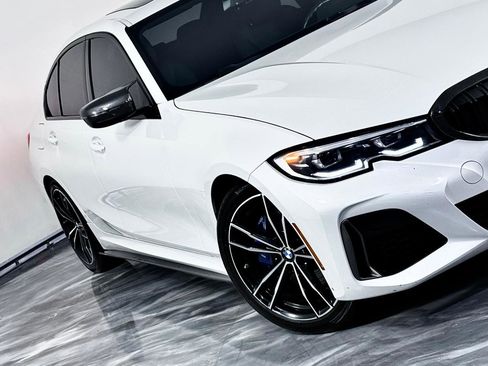 Used 2022 BMW M340i xDrive w/ Driving Assistance Package image 4