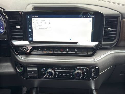 Certified 2025 Chevrolet Silverado 1500 High Country w/ High Country Premium Package AWD/4WD image 20