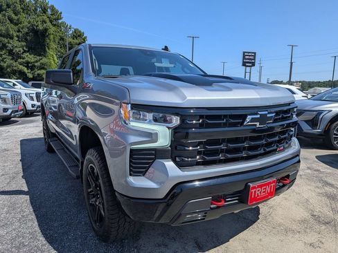 Used 2023 Chevrolet Silverado 1500 LT Trail Boss w/ Protection Package AWD/4WD image 5