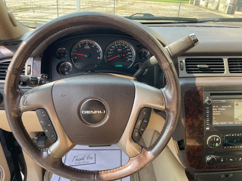 Used 2013 GMC Yukon XL Denali RWD image 58