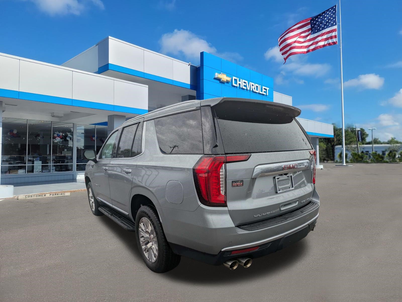 Used 2024 GMC Yukon Denali RWD image 5