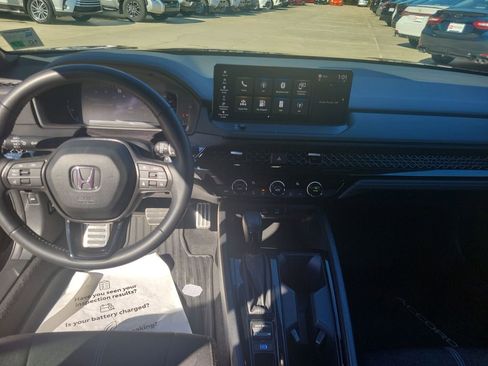 Used 2023 Honda Accord Sport image 19