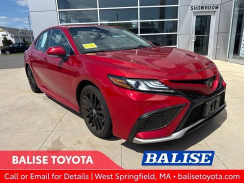Used 2023 Toyota Camry XSE FWD image 1