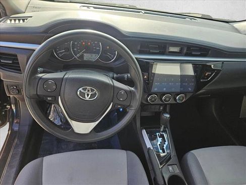 Used 2015 Toyota Corolla L image 16