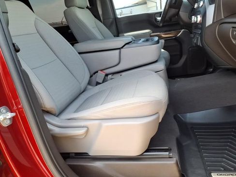 Used 2021 GMC Sierra 2500 SLE w/ SLE Value Package; AWD/4WD image 8