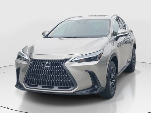 Used 2024 Lexus NX 250 NX 250 Premium image 4