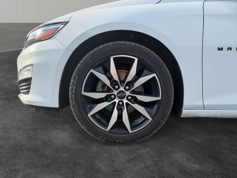Used 2022 Chevrolet Malibu RS FWD image 4