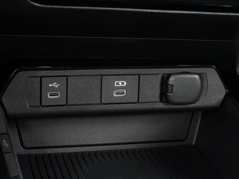 New 2026 Toyota Prius LE image 23