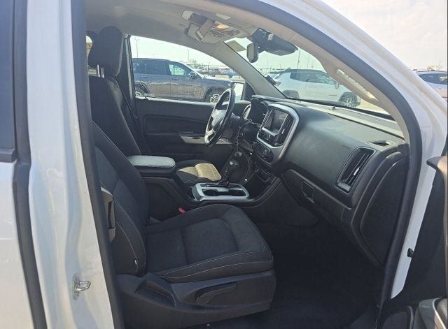 Used 2021 Chevrolet Colorado LT w/ Safety Package RWD image 2
