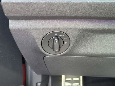 Used 2019 Volkswagen Jetta GLI FWD image 16