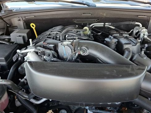 Used 2024 Dodge Durango GT AWD/4WD image 29