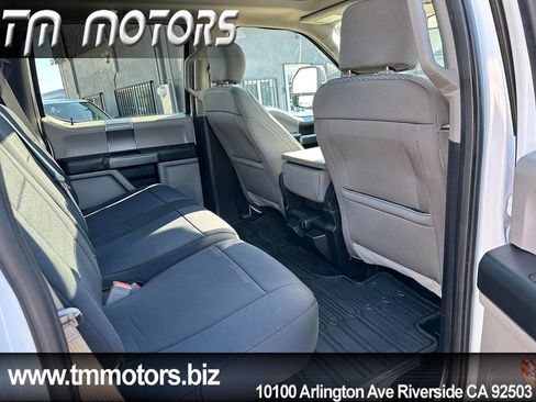 Used 2018 Ford F150 XLT w/ Equipment Group 302A Luxury AWD/4WD image 17