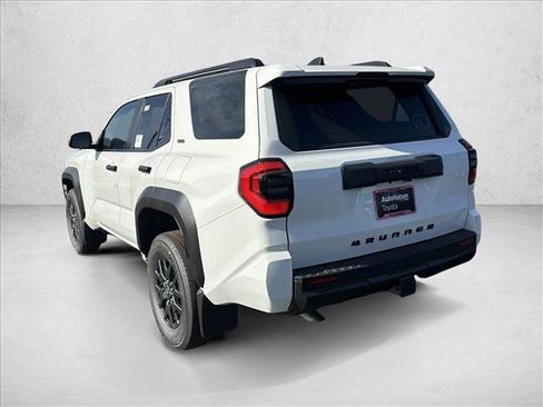 New 2025 Toyota 4Runner SR5 image 5