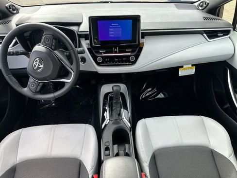 Certified 2025 Toyota Corolla XSE image 21