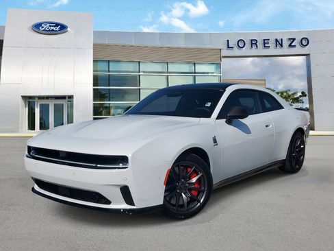 Used 2024 Dodge Charger Scat Pack w/ Plus Group image 1