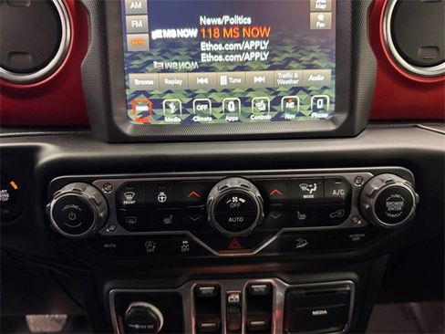 Used 2018 Jeep Wrangler Unlimited Rubicon image 7