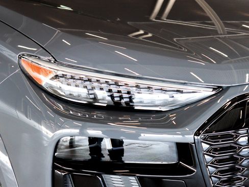 New 2027 Audi Q6 e-tron Premium Plus AWD/4WD image 27