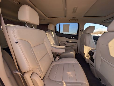 Used 2022 GMC Acadia Denali w/ Denali Ultimate Package image 52