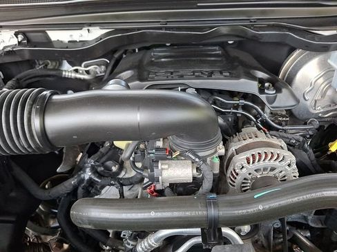 Used 2019 RAM 1500 Big Horn AWD/4WD image 29