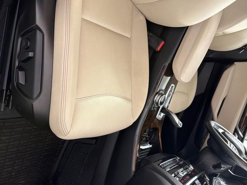 Used 2015 BMW X3 xDrive28i AWD/4WD image 25