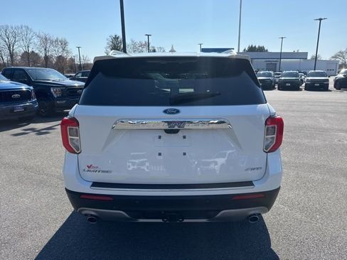 Certified 2023 Ford Explorer Limited w/ Limited Technology Package image 4