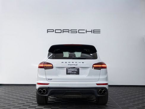Used 2017 Porsche Cayenne S AWD/4WD image 6