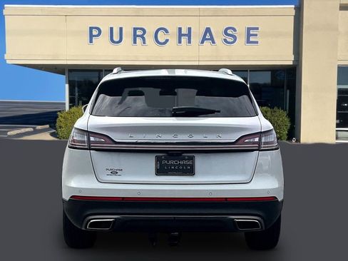 Used 2022 Lincoln Nautilus Reserve image 5