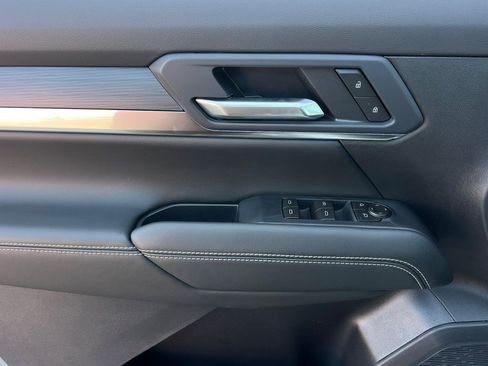 New 2026 GMC Terrain Elevation image 9