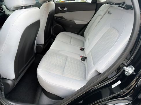 Used 2023 Hyundai Kona SEL w/ Convenience Package image 27