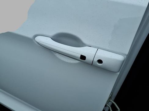 New 2026 Chrysler Pacifica Select image 18