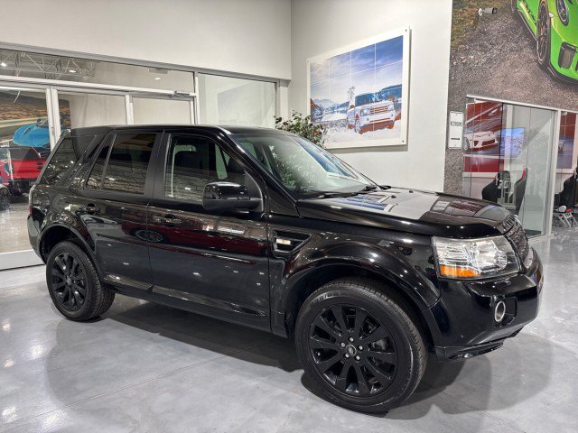 Used 2015 Land Rover LR2 AWD/4WD image 3