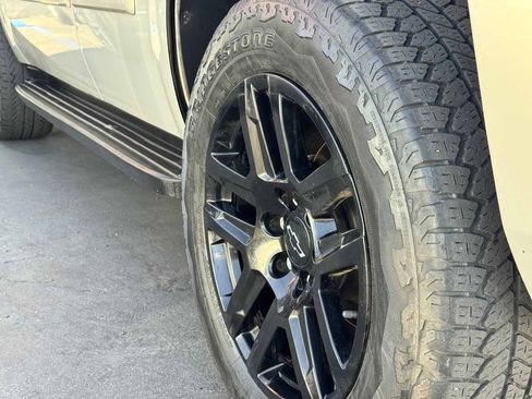 Used 2009 Chevrolet Tahoe LT AWD/4WD image 21