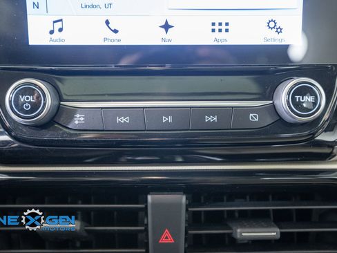 Used 2018 Ford EcoSport Titanium w/ Titanium Cold Weather Package AWD/4WD image 23