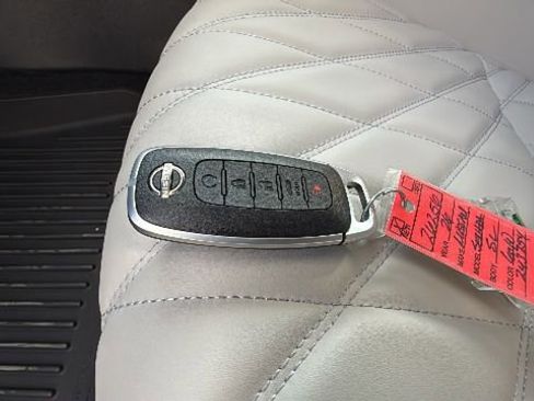 New 2026 Nissan Sentra SL w/ Floor Mat Package FWD image 29