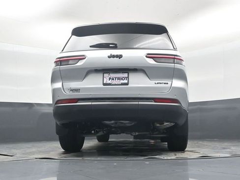 New 2025 Jeep Grand Cherokee L Limited w/ Black Appearance Package image 43