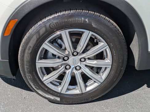 Certified 2023 Cadillac XT4 Premium Luxury w/ LPO, Onyx Lite Package image 10